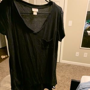 Loose shirt